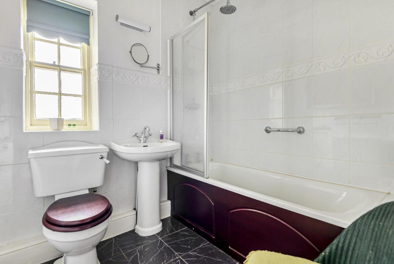 Roscrea Bed & Breakfast Bodmin Buitenkant foto